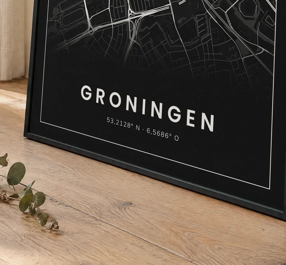 Poster van Groningen, de hele stad, stadsposter in de stijl Wit op zwart, in een zwarte lijst