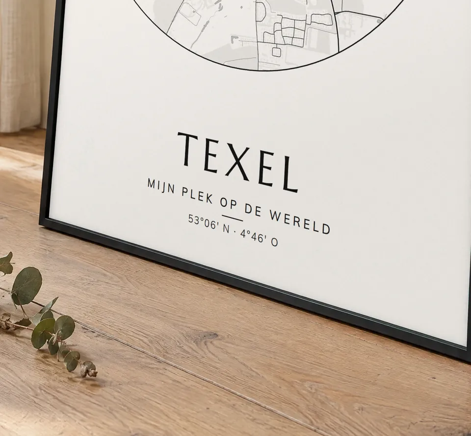 Poster van Texel, het dorp De Koog, stadsposter in de stijl Onze plek, in een zwarte lijst