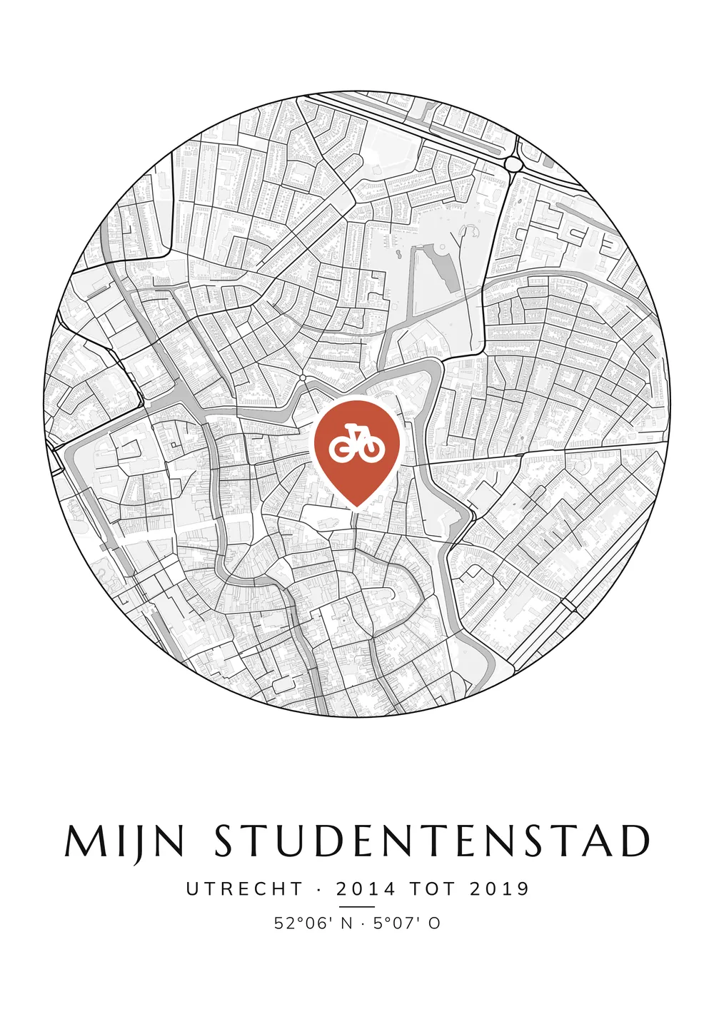 Gepersonaliseerde poster van Utrecht met een ronde kaart, een grote fiets op de Drift en de titel Mijn studentenstad met de jaartallen eronder